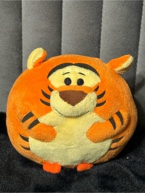Ty Disney Tigger Beanie Ballz Plush Winnie the Pooh Stuffed Animal 2013